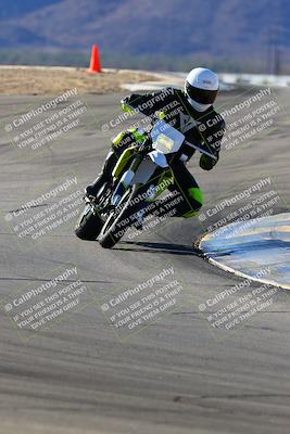 media/Jan-09-2022-SoCal Trackdays (Sun) [[2b1fec8404]]/Turns 9 and 8 (920am)/